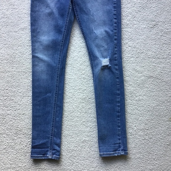 FOREVER 21 SKINNY DISTRESSED BLUE JEANS Size 25 - Picture 5 of 6
